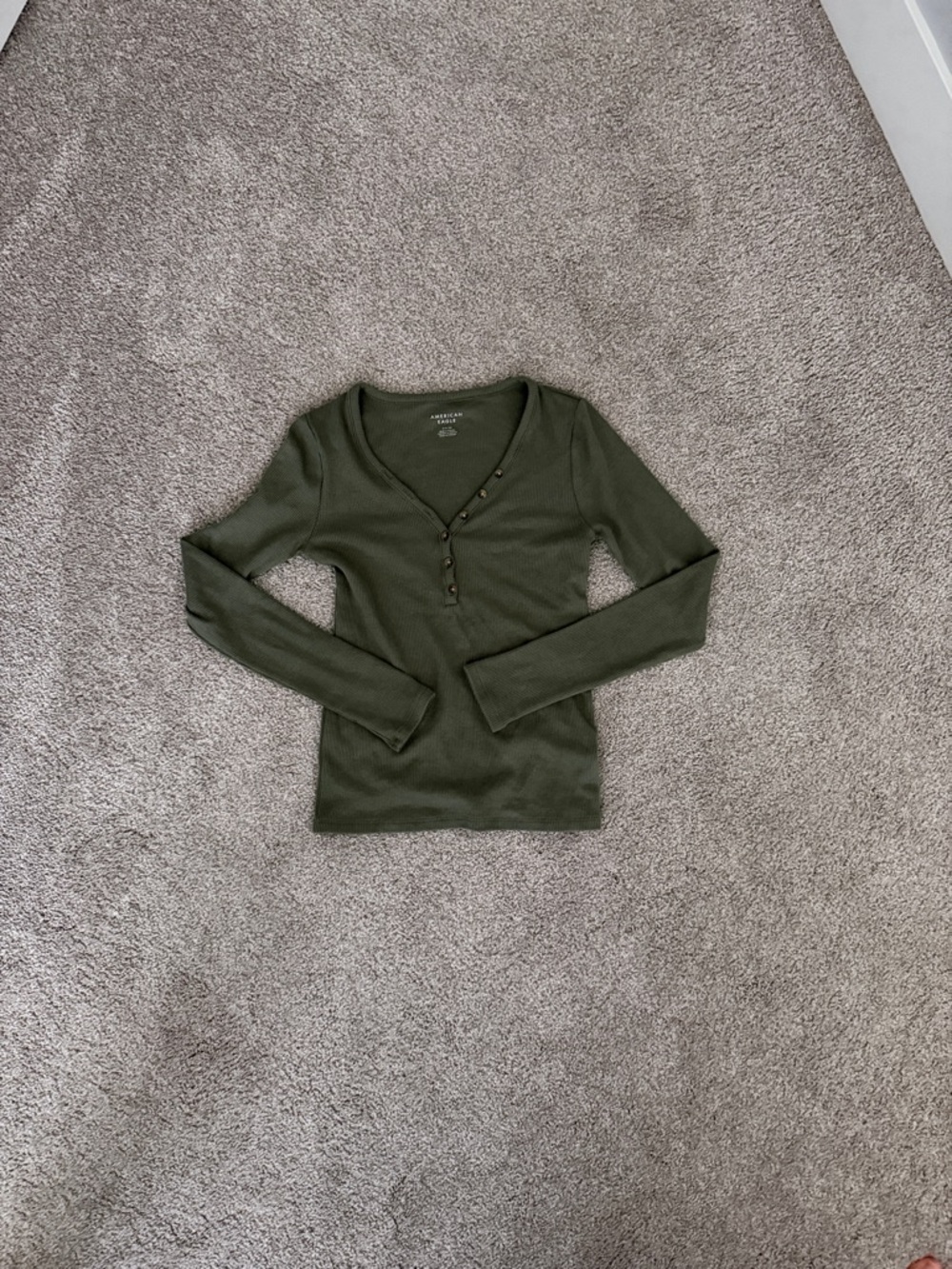 American Eagle Outfitters Olive Ribbed Henley Long Sleeve Top
